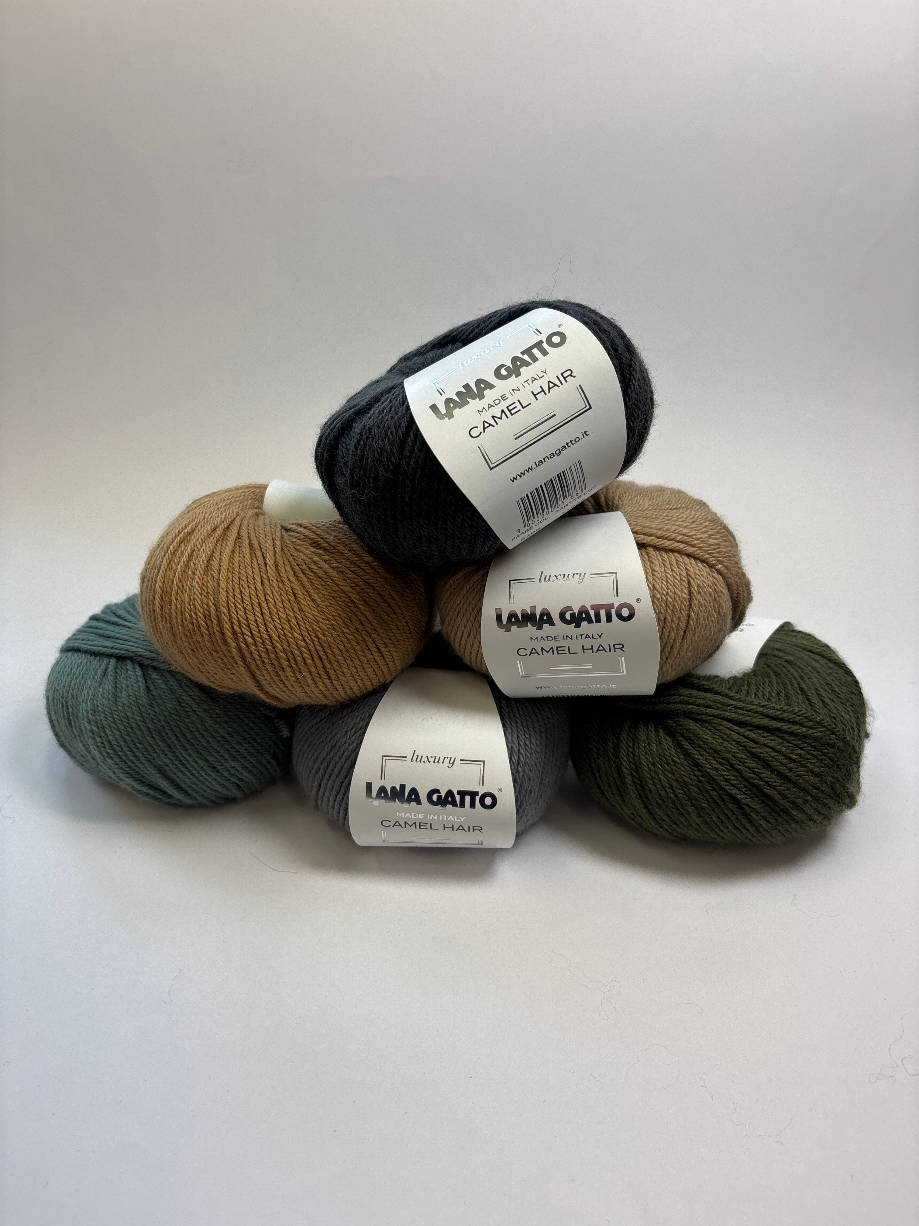 Lana Gatto - CAMEL HAIR